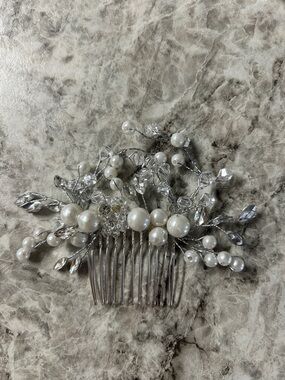Pearl and Crystal Bridal Hair Comb - Silver